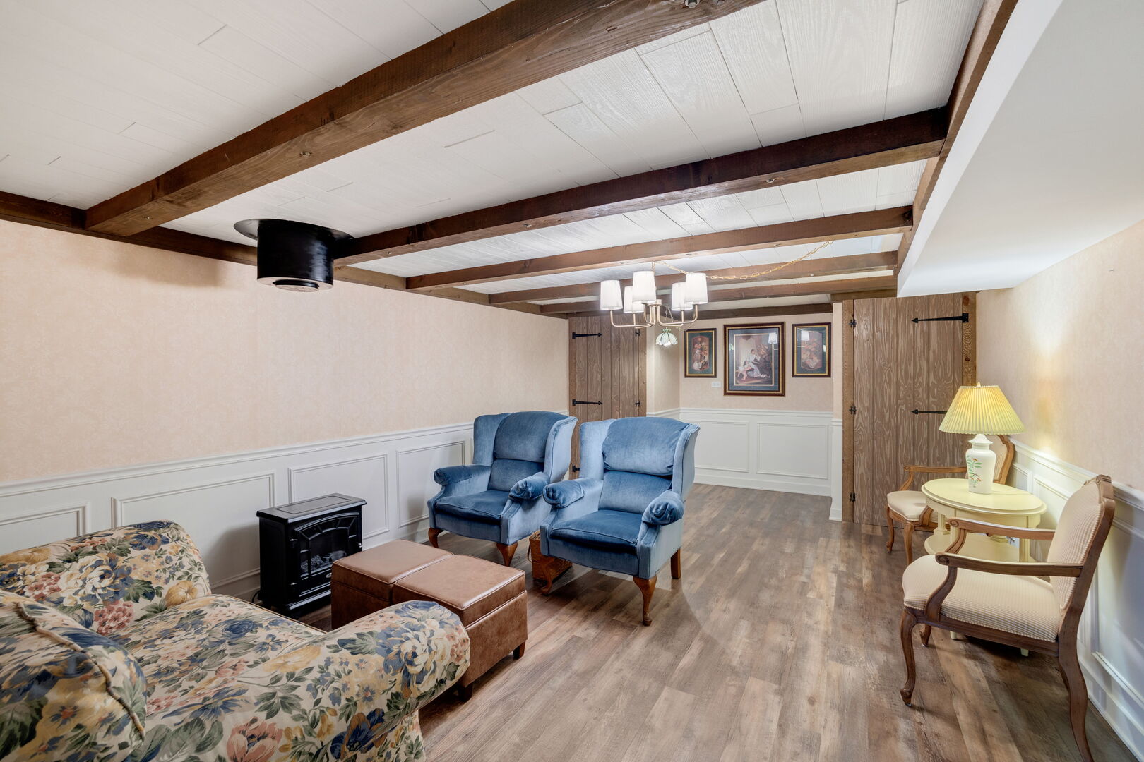 8225 Lorel Avenue, Burbank, IL 60459