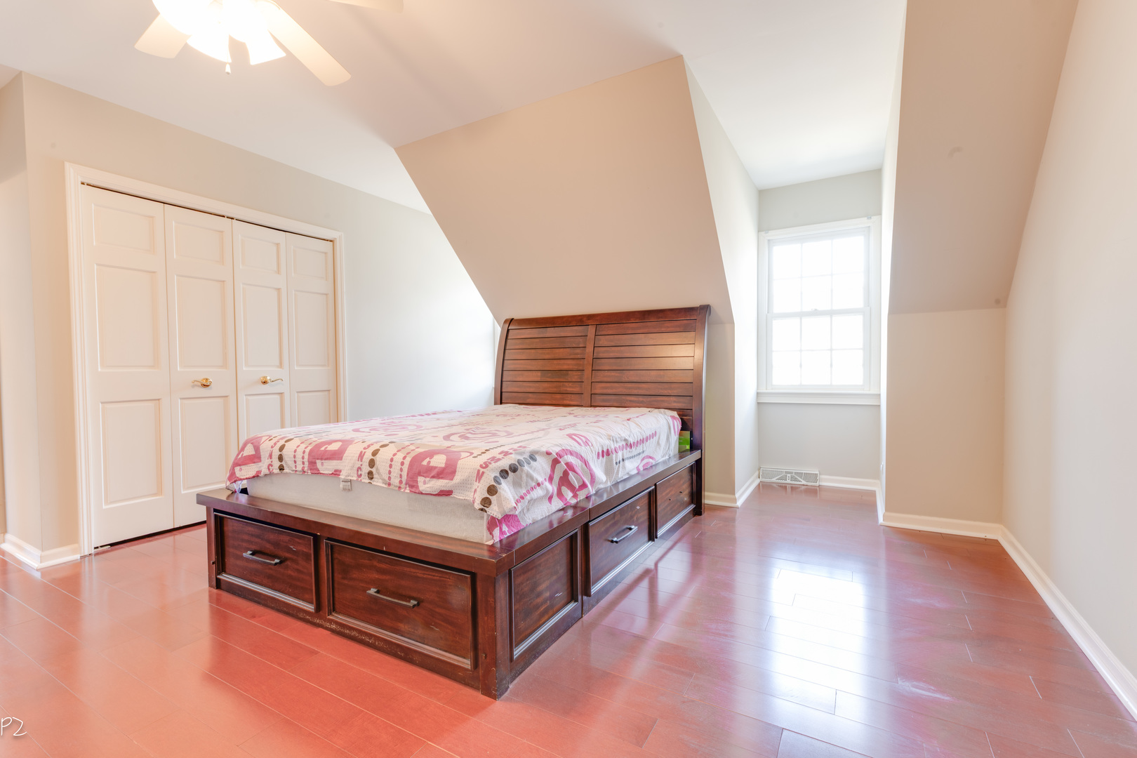 813 Fox Glen Drive, St. Charles, IL 60174