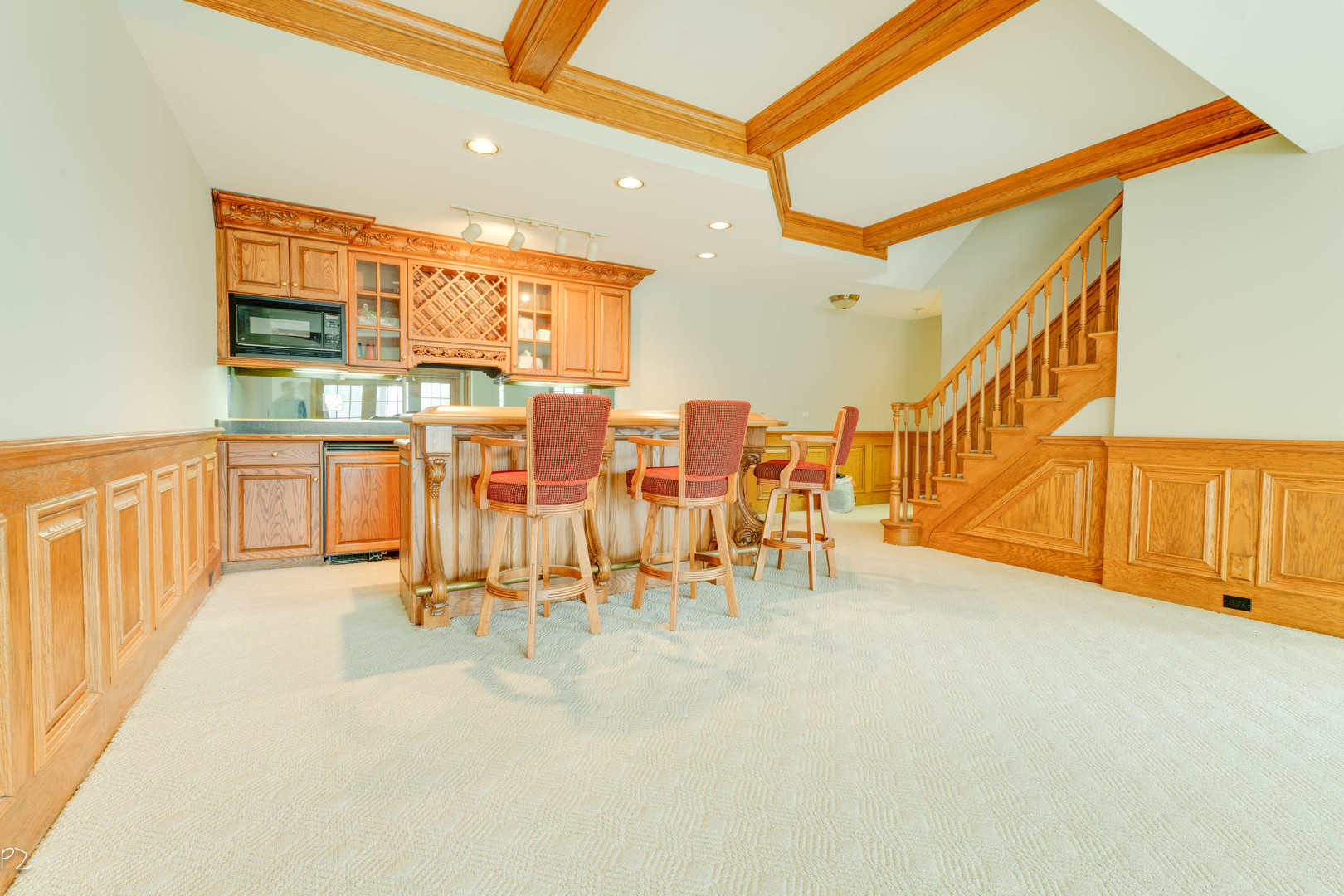 813 Fox Glen Drive, St. Charles, IL 60174