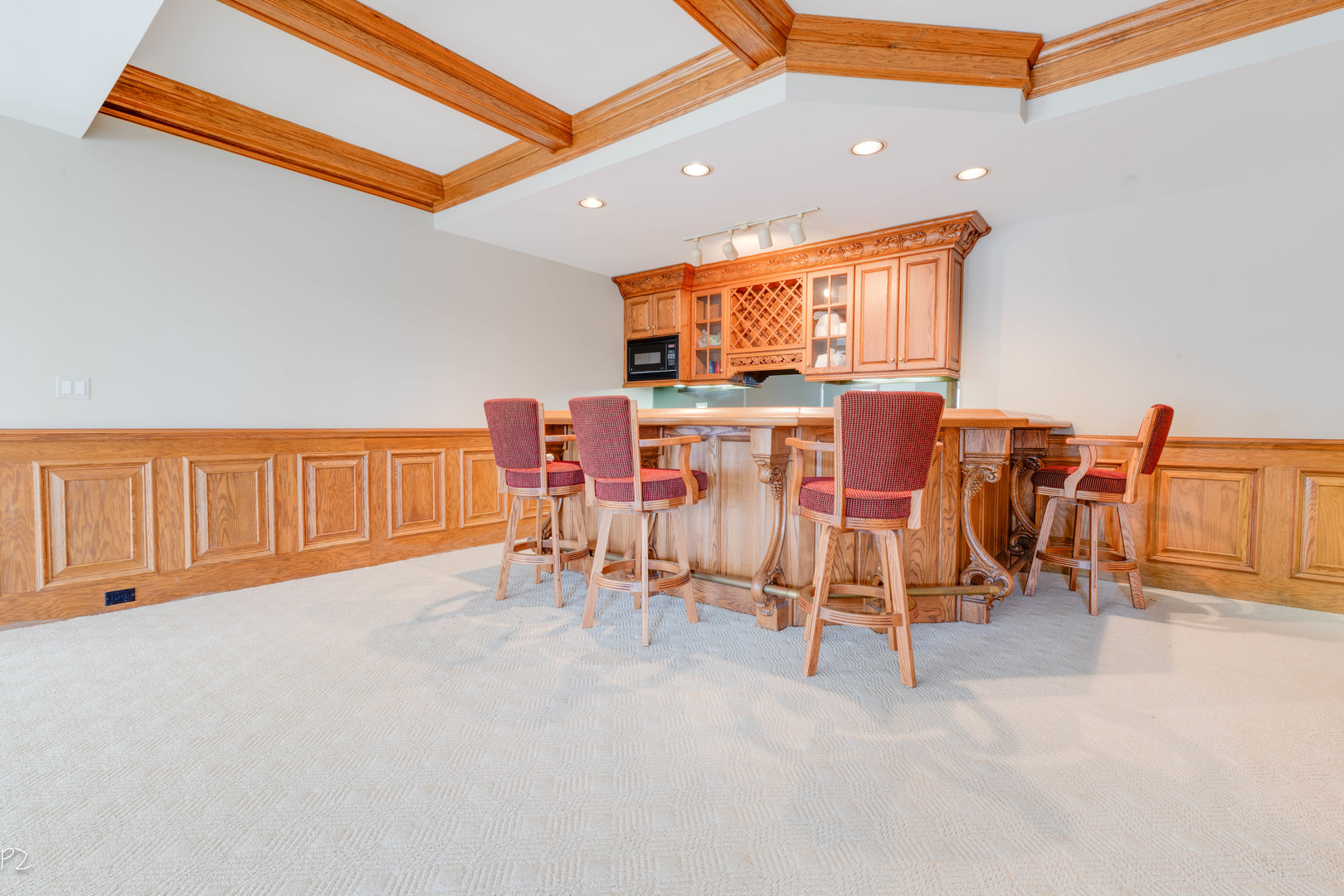 813 Fox Glen Drive, St. Charles, IL 60174