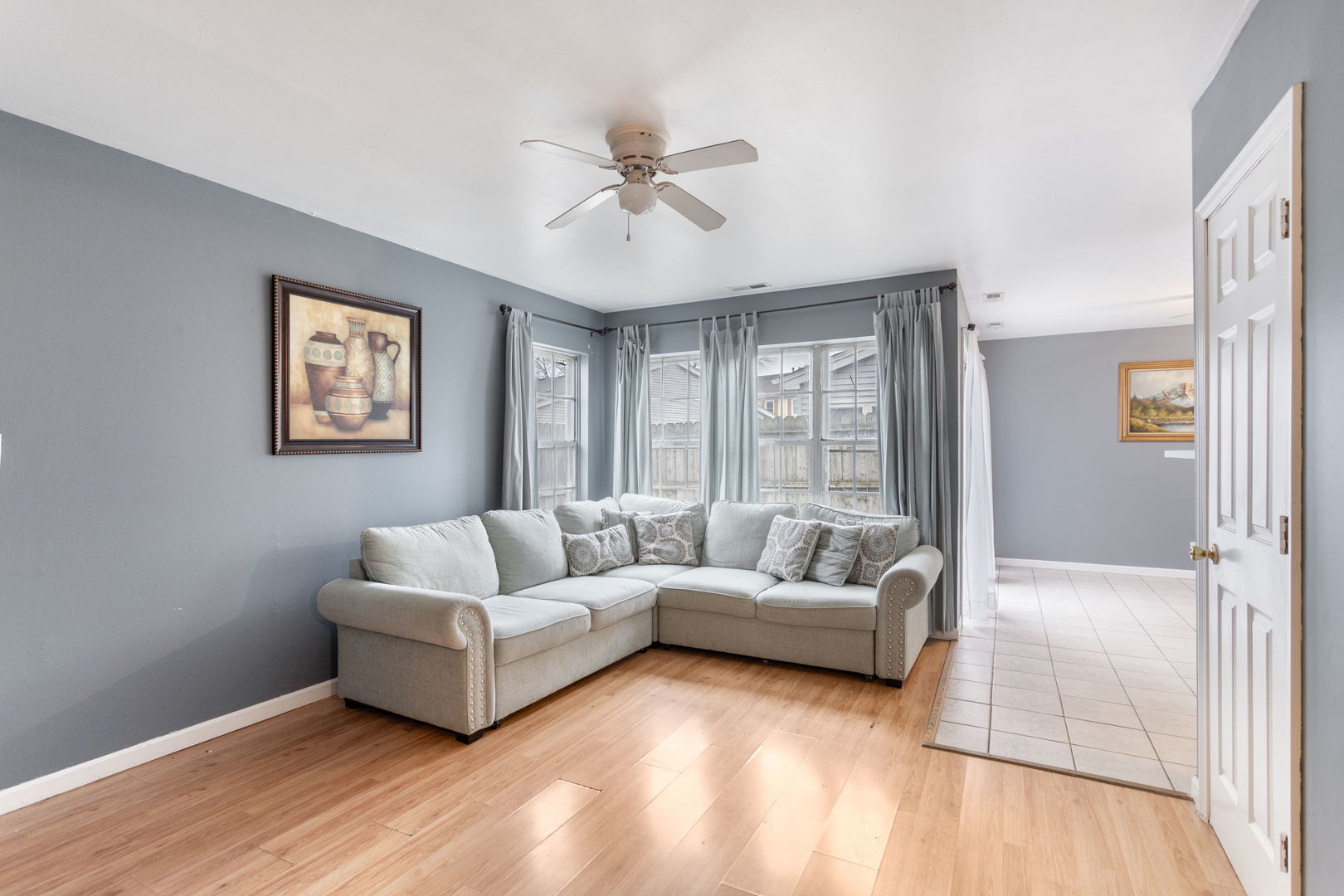 80 Fernwood #O Drive, Bolingbrook, IL 60440