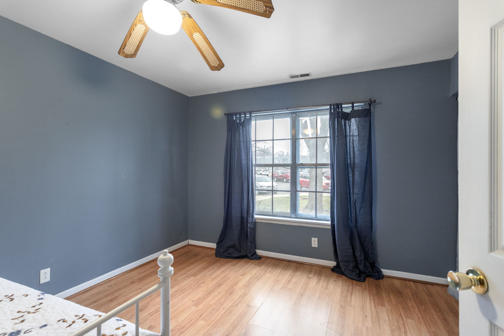 80 Fernwood #O Drive, Bolingbrook, IL 60440