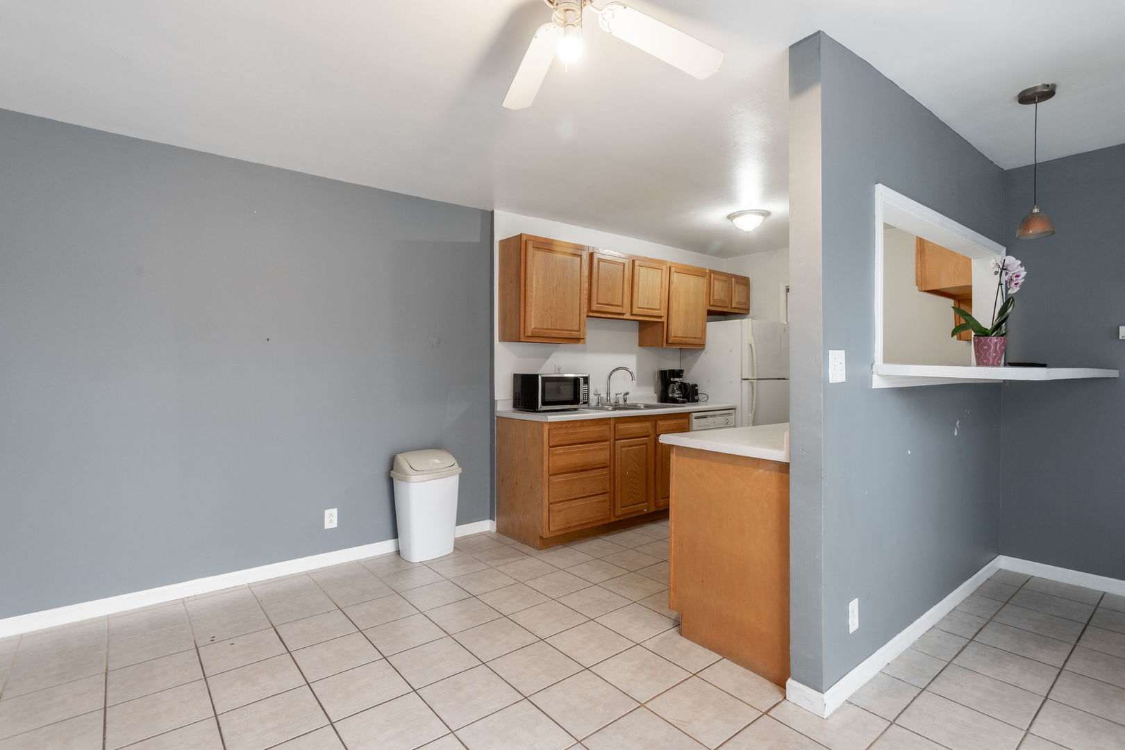 80 Fernwood #O Drive, Bolingbrook, IL 60440