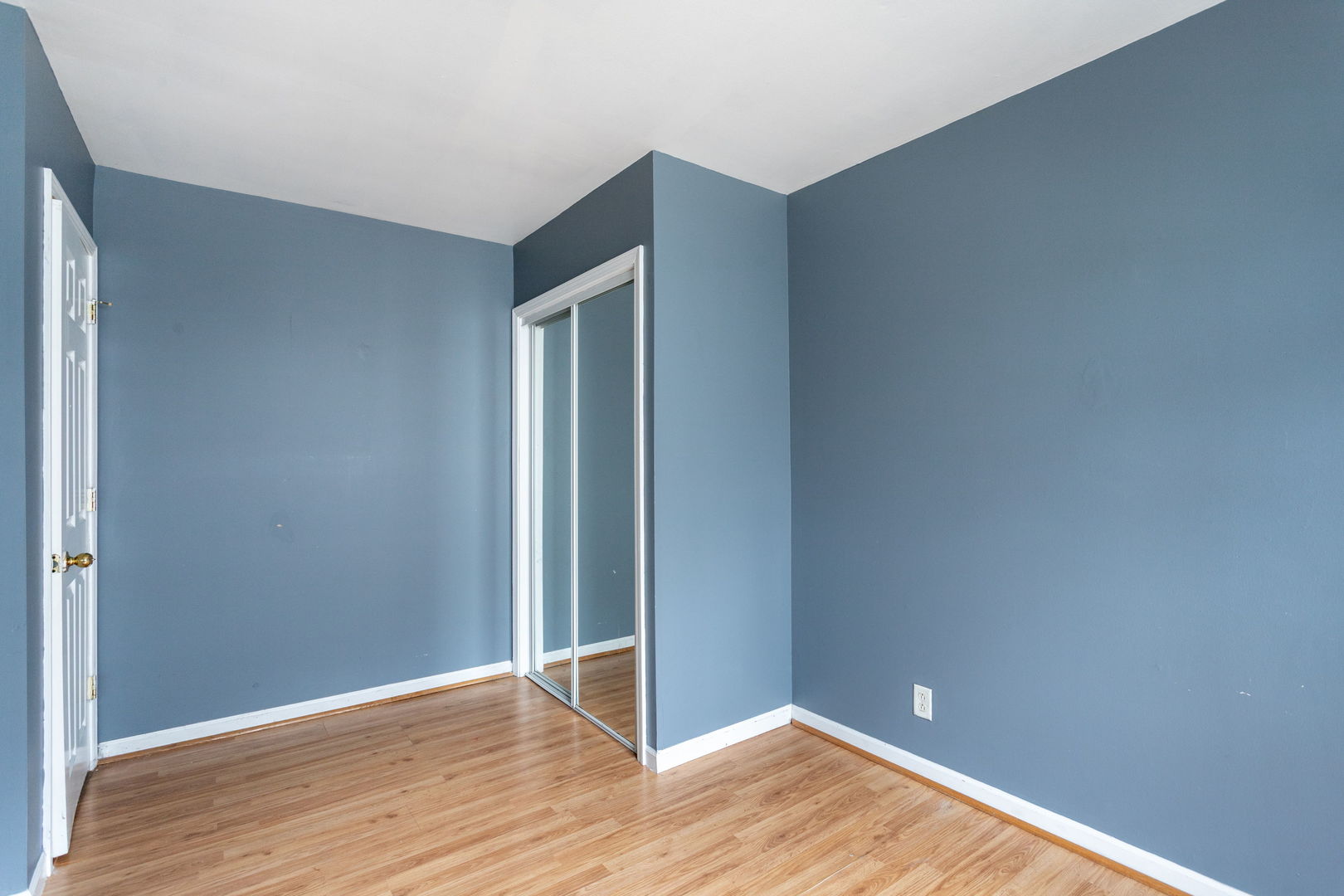 80 Fernwood #O Drive, Bolingbrook, IL 60440