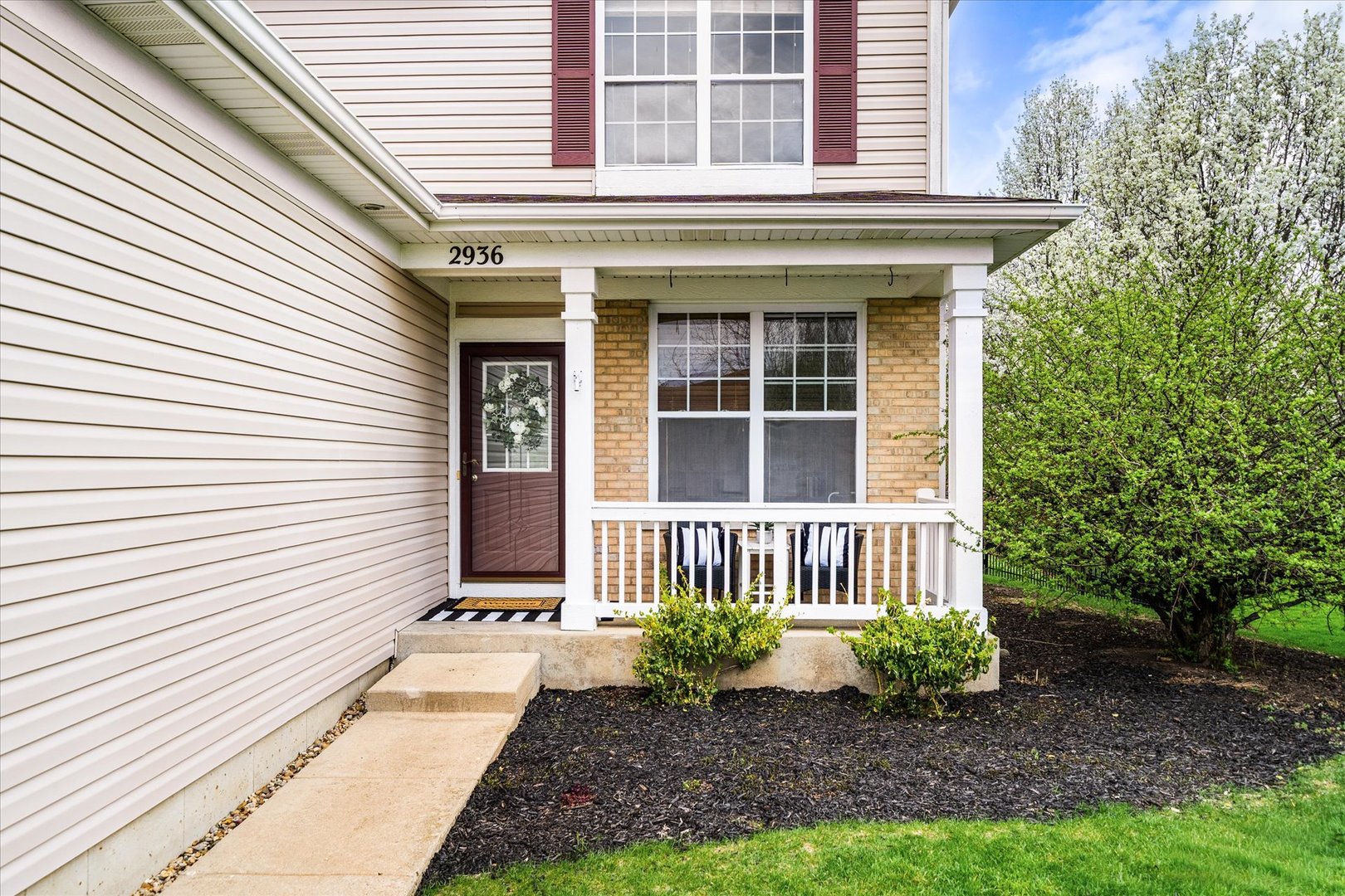 2936 Ellsworth Drive, Yorkville, IL 60560