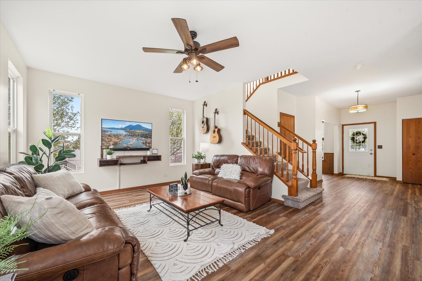 2936 Ellsworth Drive, Yorkville, IL 60560