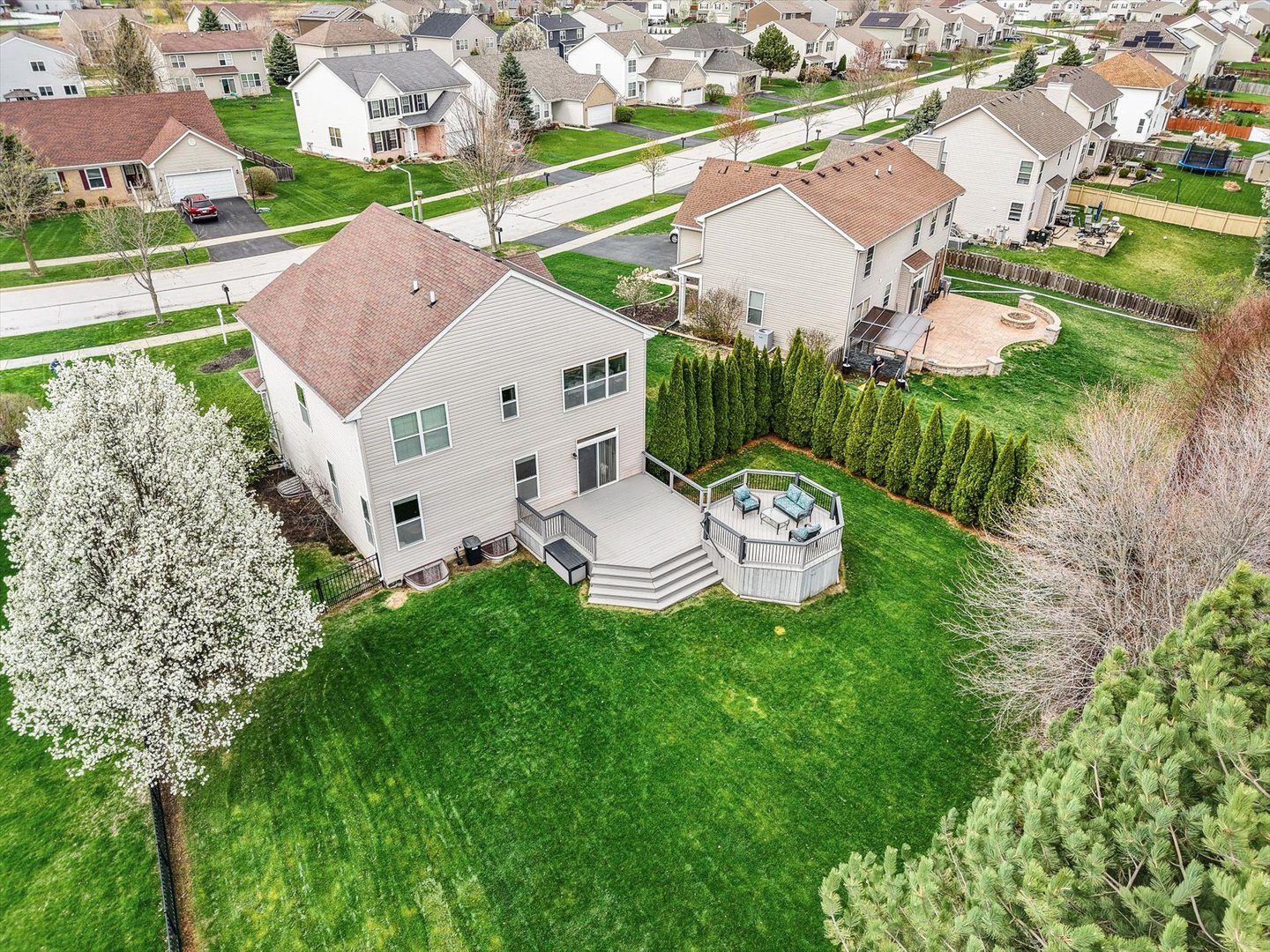 2936 Ellsworth Drive, Yorkville, IL 60560