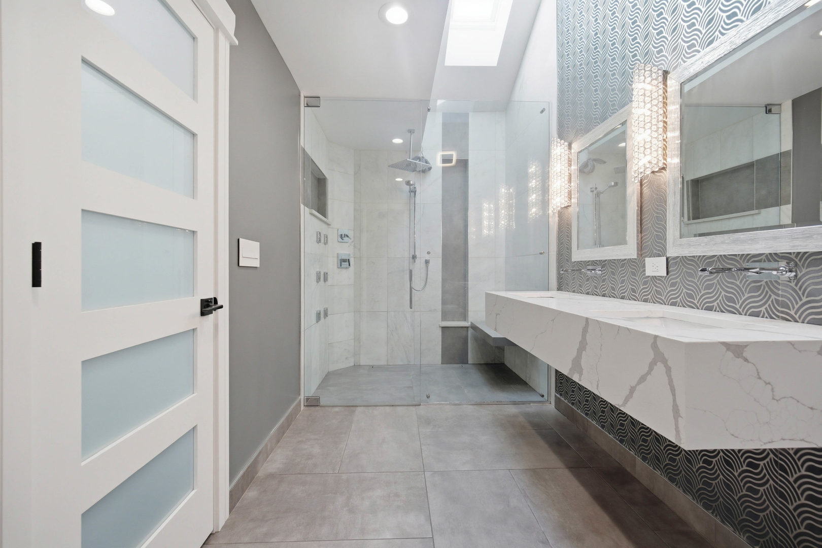 1020 Hill Avenue, Elgin, IL 60120