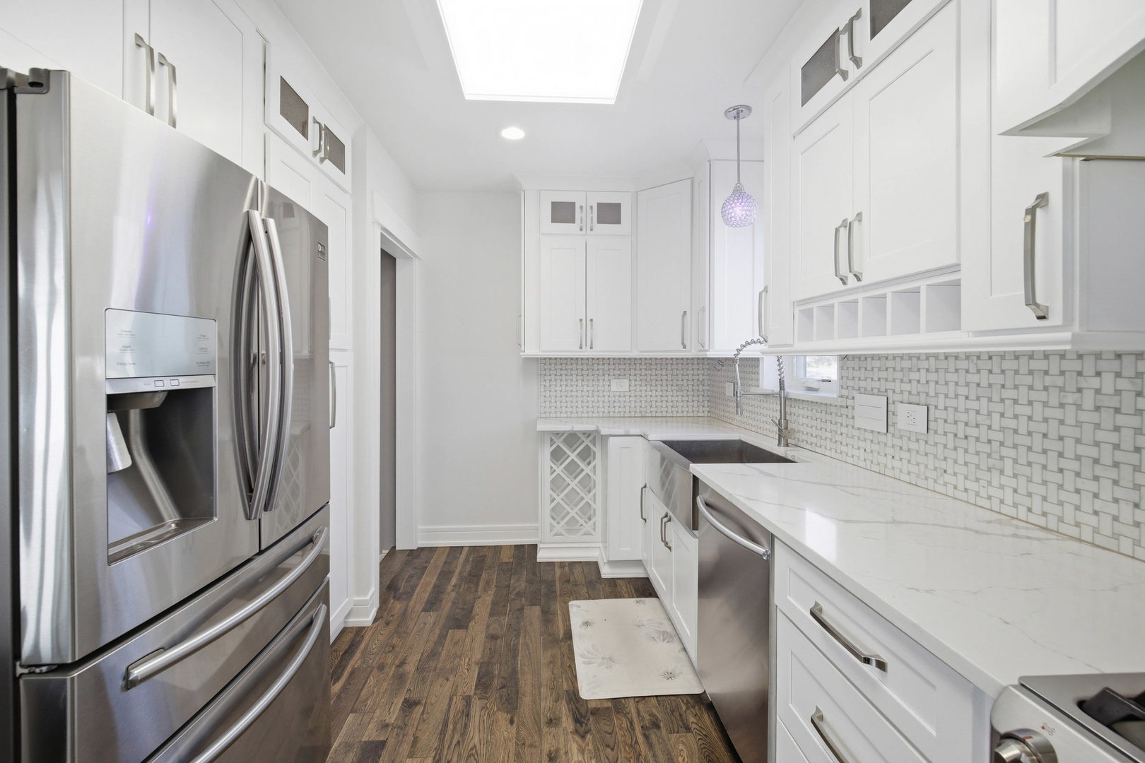 1020 Hill Avenue, Elgin, IL 60120