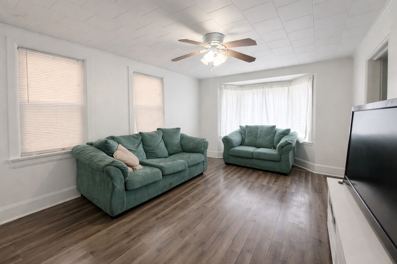 2310 Cuyler Avenue, Berwyn, IL 60402