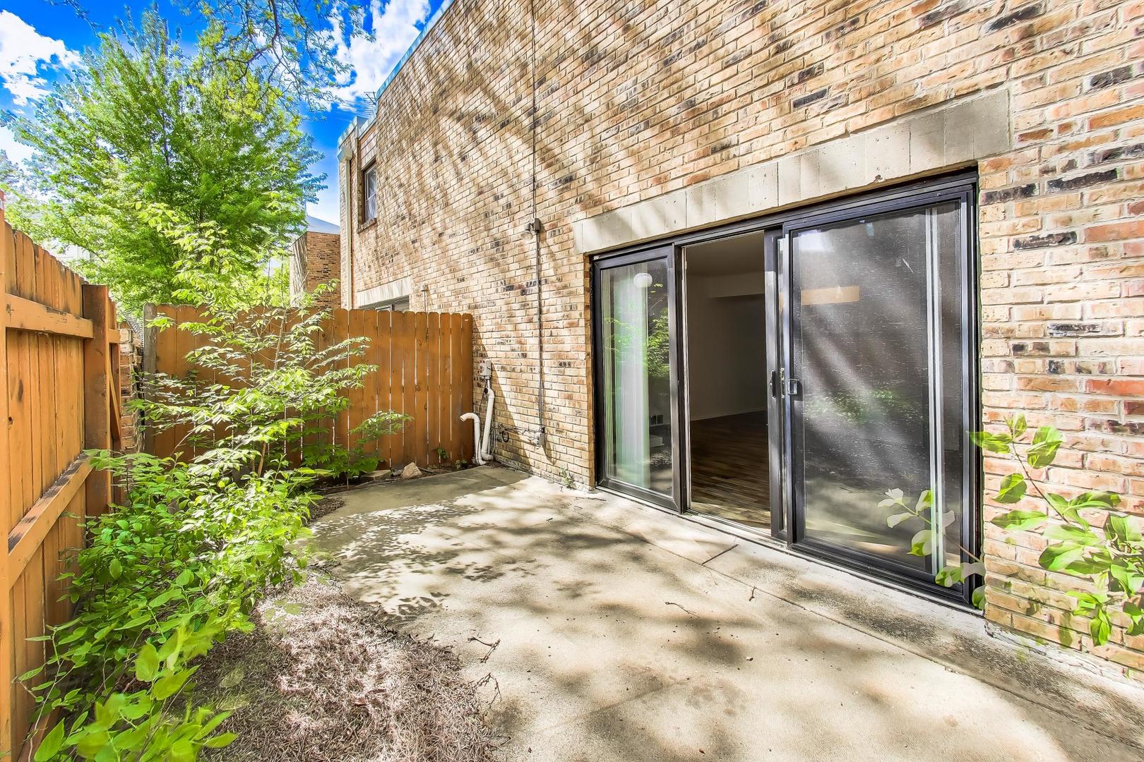2006 Post Oak Place, Schaumburg, IL 60173