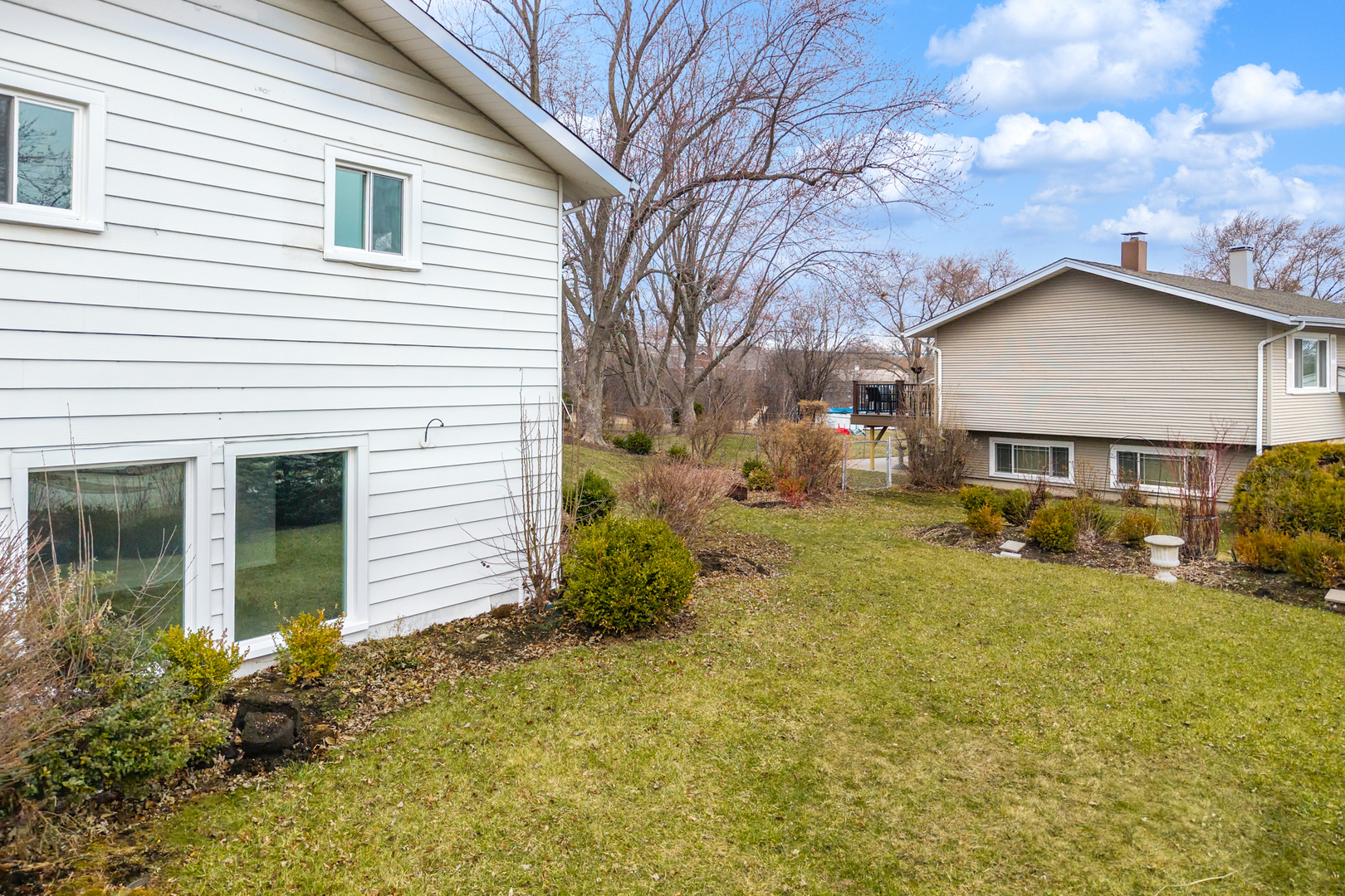 500 Colgate Court, Hoffman Estates, IL 60169