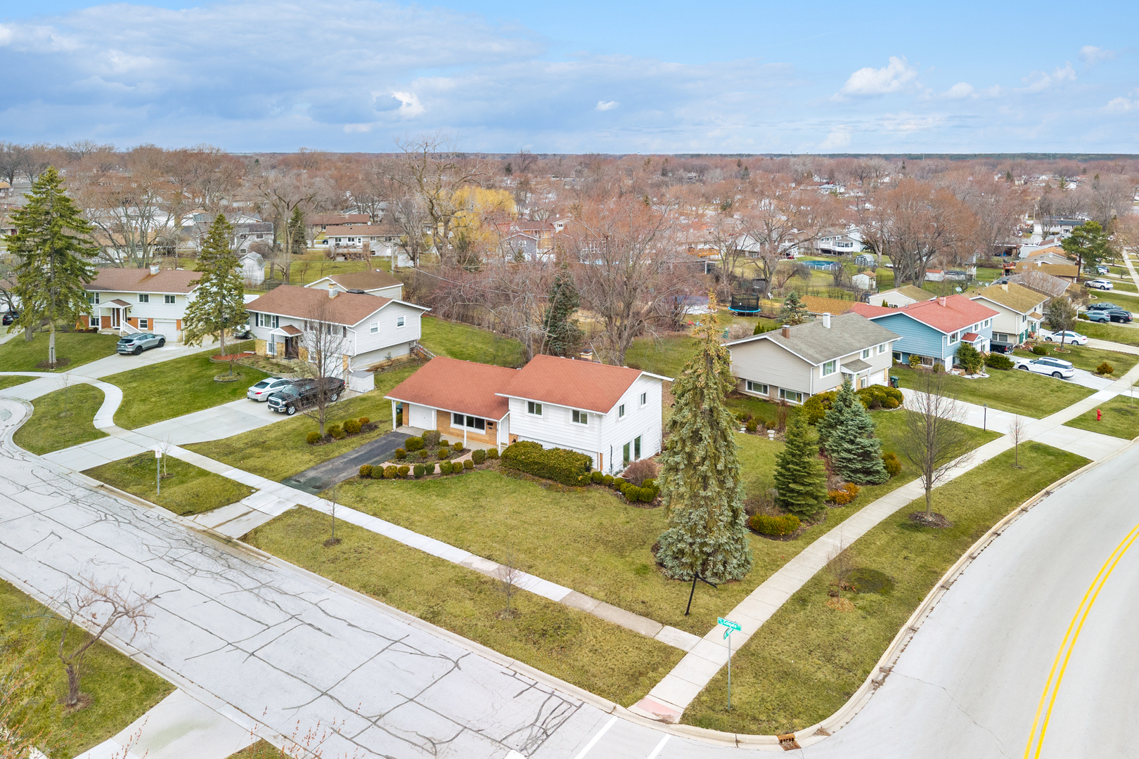 500 Colgate Court, Hoffman Estates, IL 60169