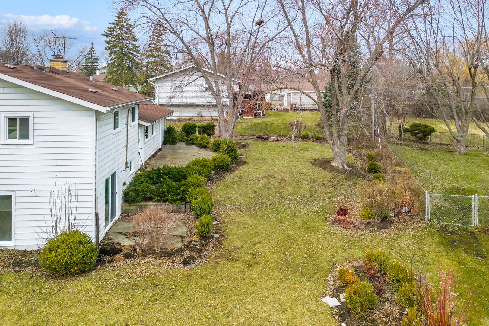 500 Colgate Court, Hoffman Estates, IL 60169