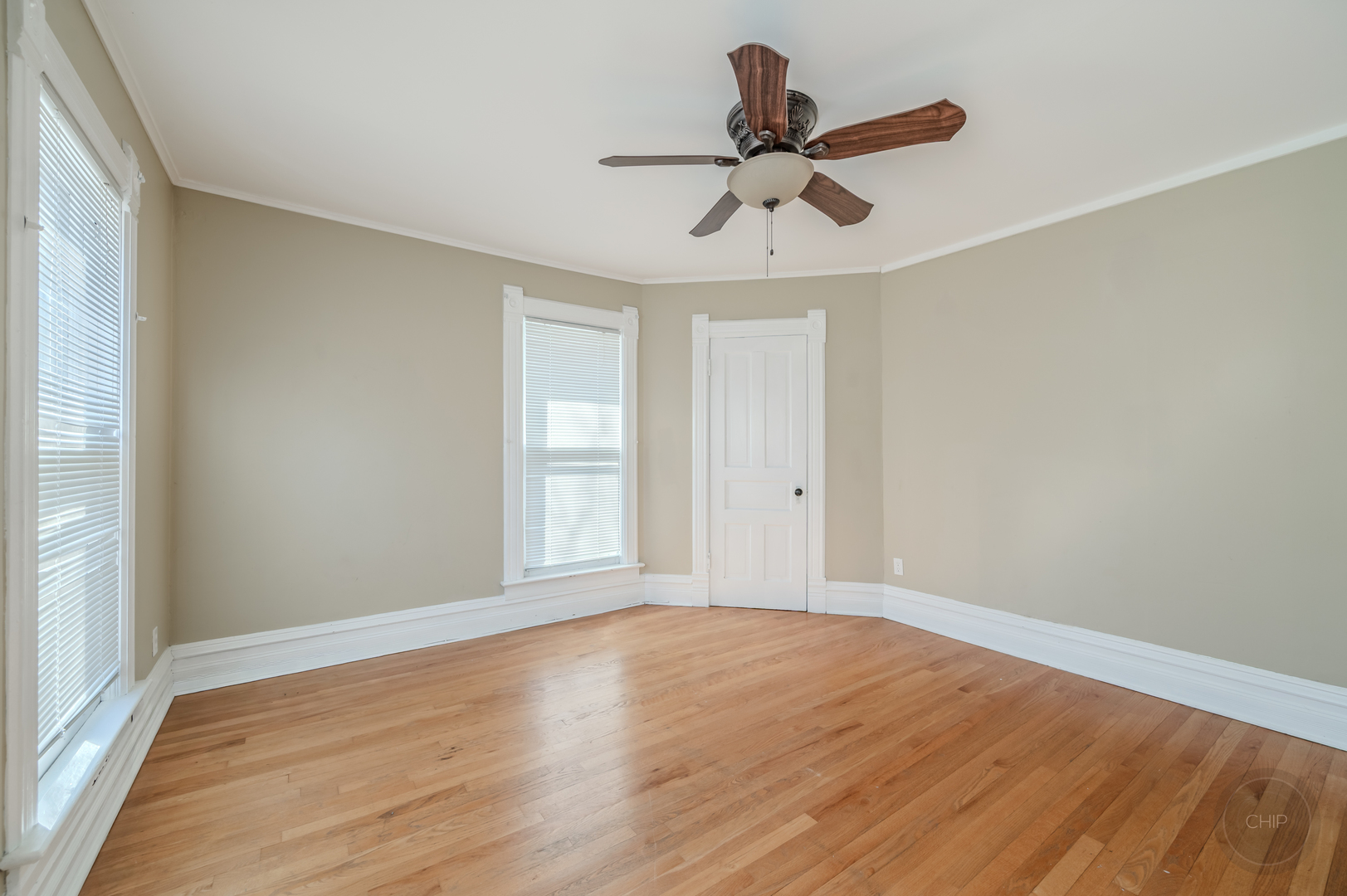 205 N Sleight Street, Naperville, IL 60540