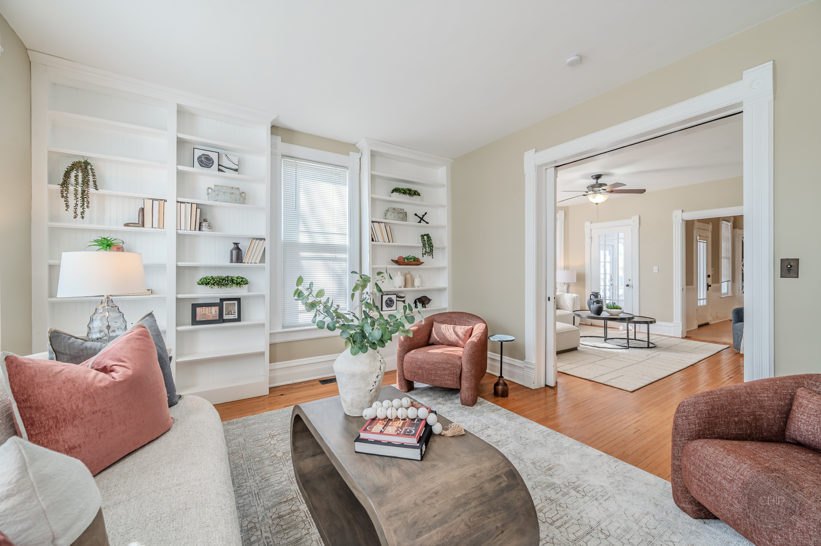 205 N Sleight Street, Naperville, IL 60540