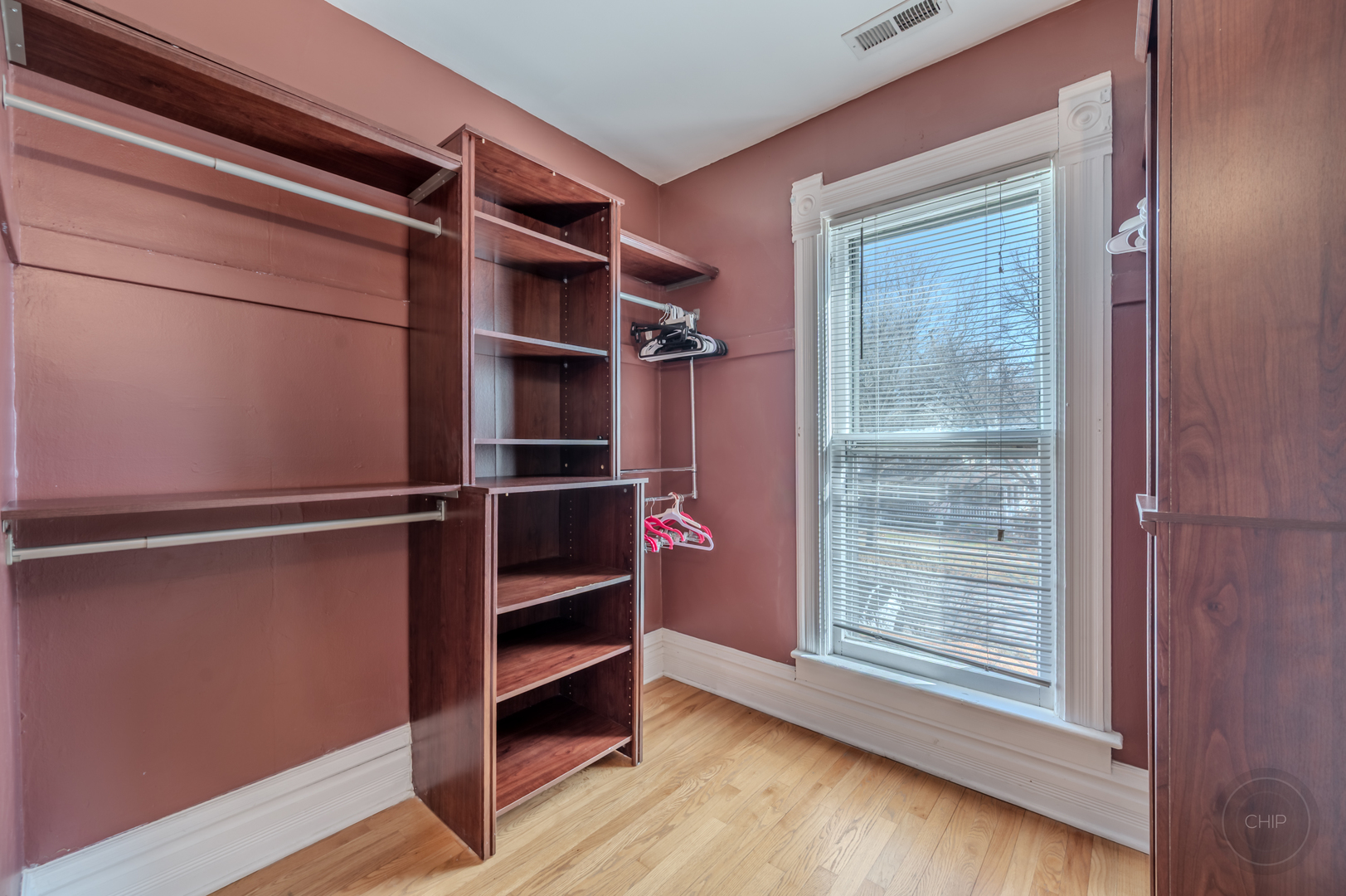 205 N Sleight Street, Naperville, IL 60540