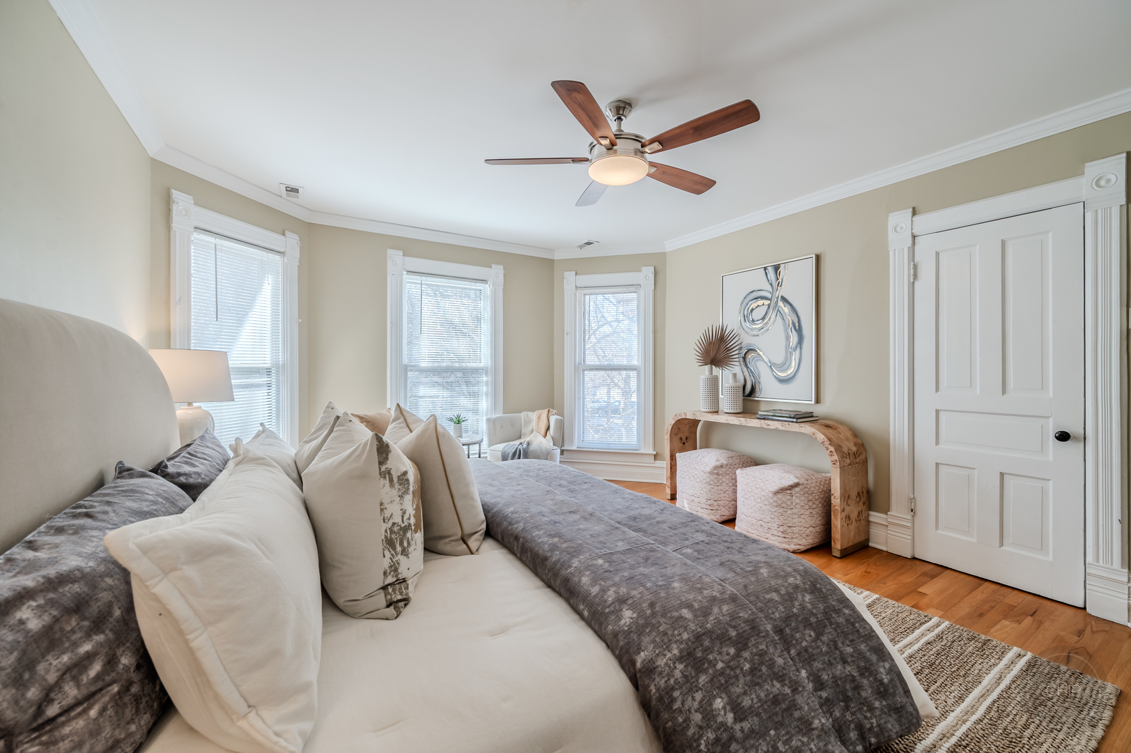 205 N Sleight Street, Naperville, IL 60540