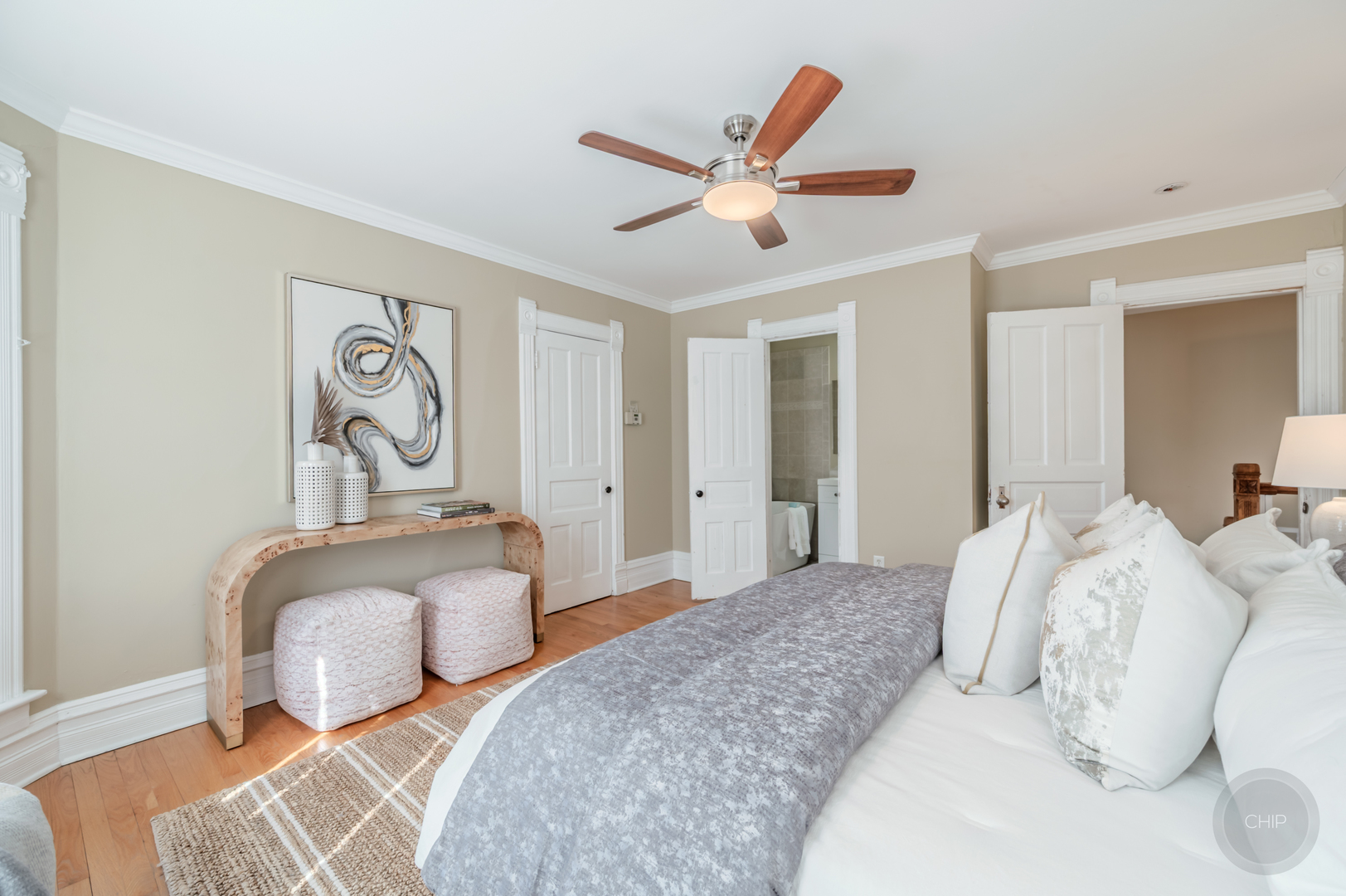 205 N Sleight Street, Naperville, IL 60540