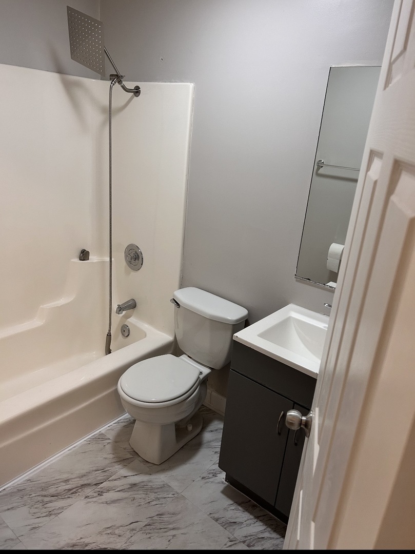 115 Oriole Road, Matteson, IL 60443