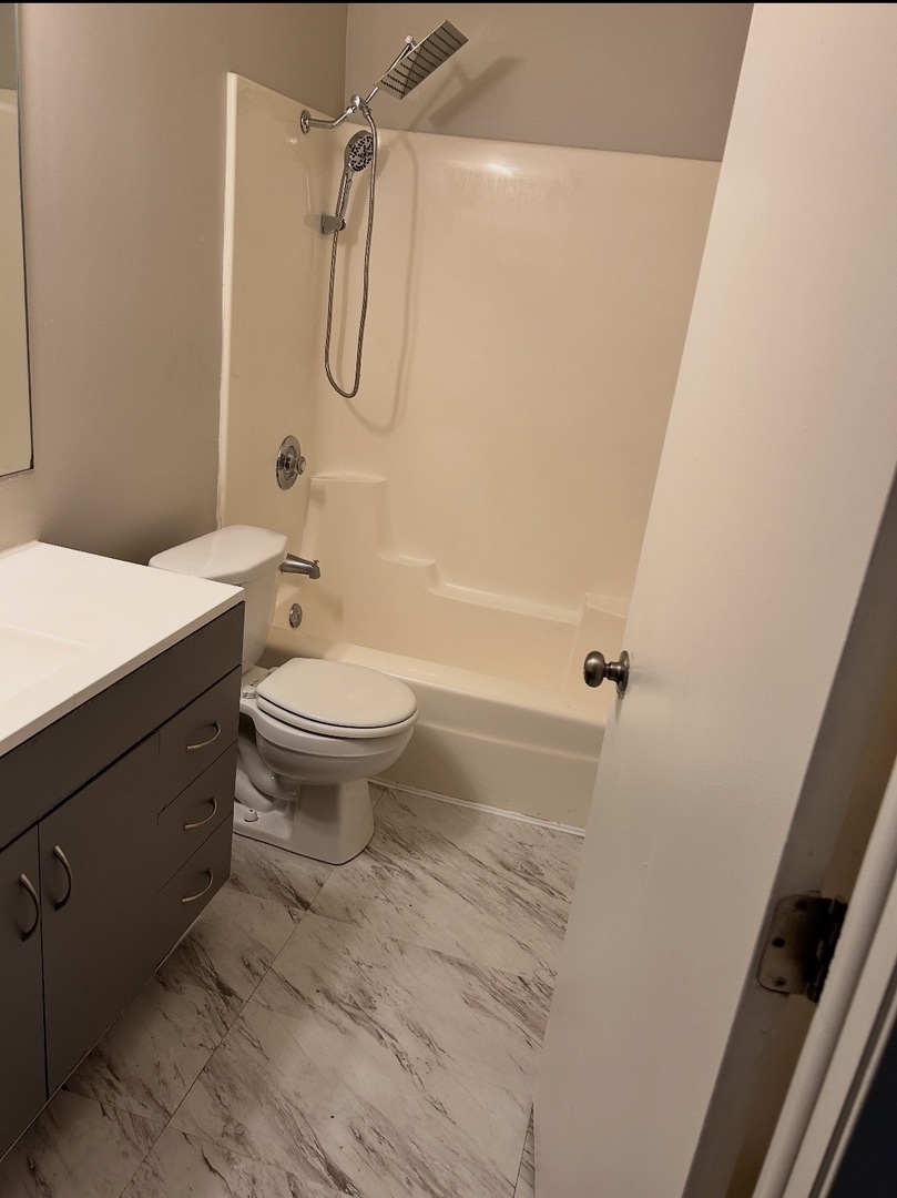 115 Oriole Road, Matteson, IL 60443