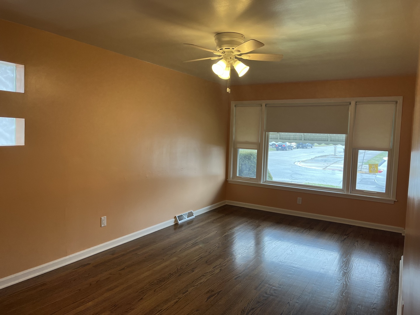 302 153rd Street, Calumet City, IL 60409