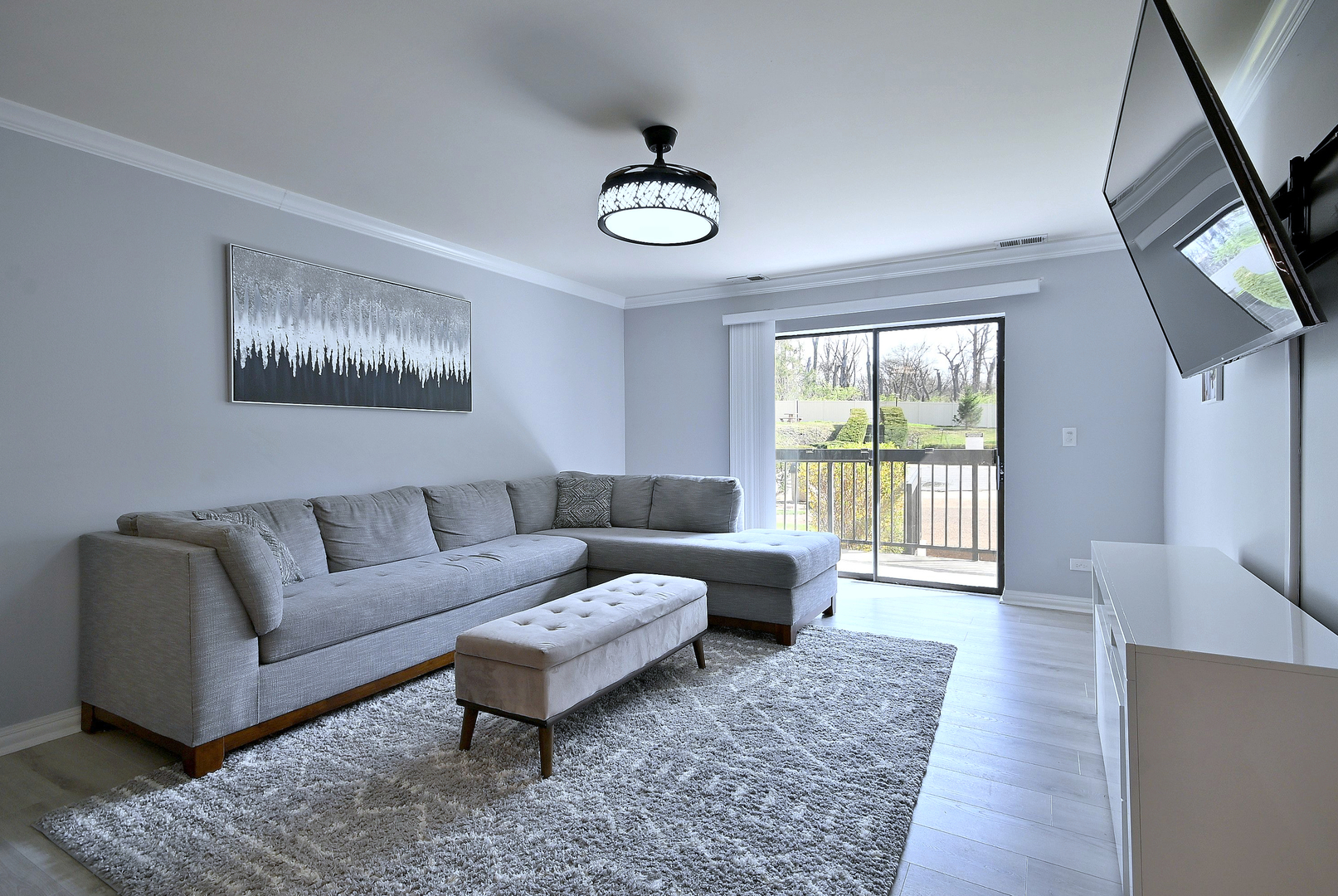 6700 S Brainard Avenue #110, Countryside, IL 60525