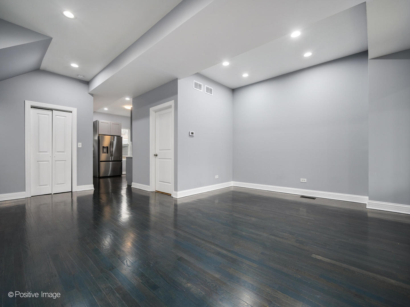 4530 W Maypole Avenue, Chicago, IL 60624