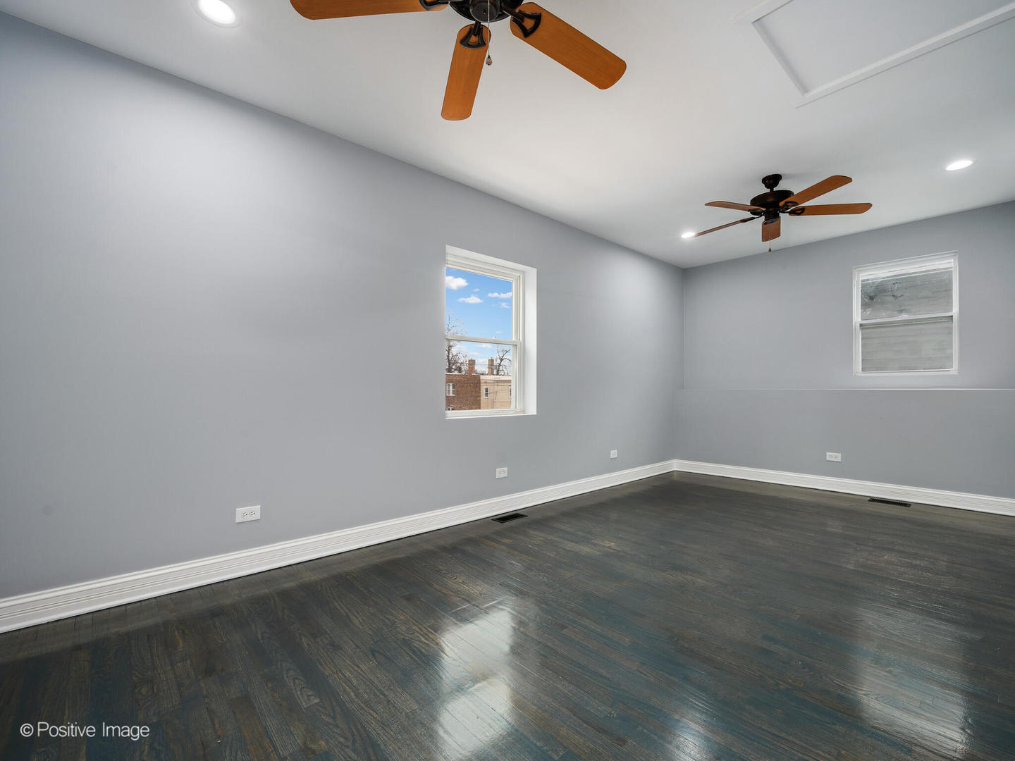 4530 W Maypole Avenue, Chicago, IL 60624