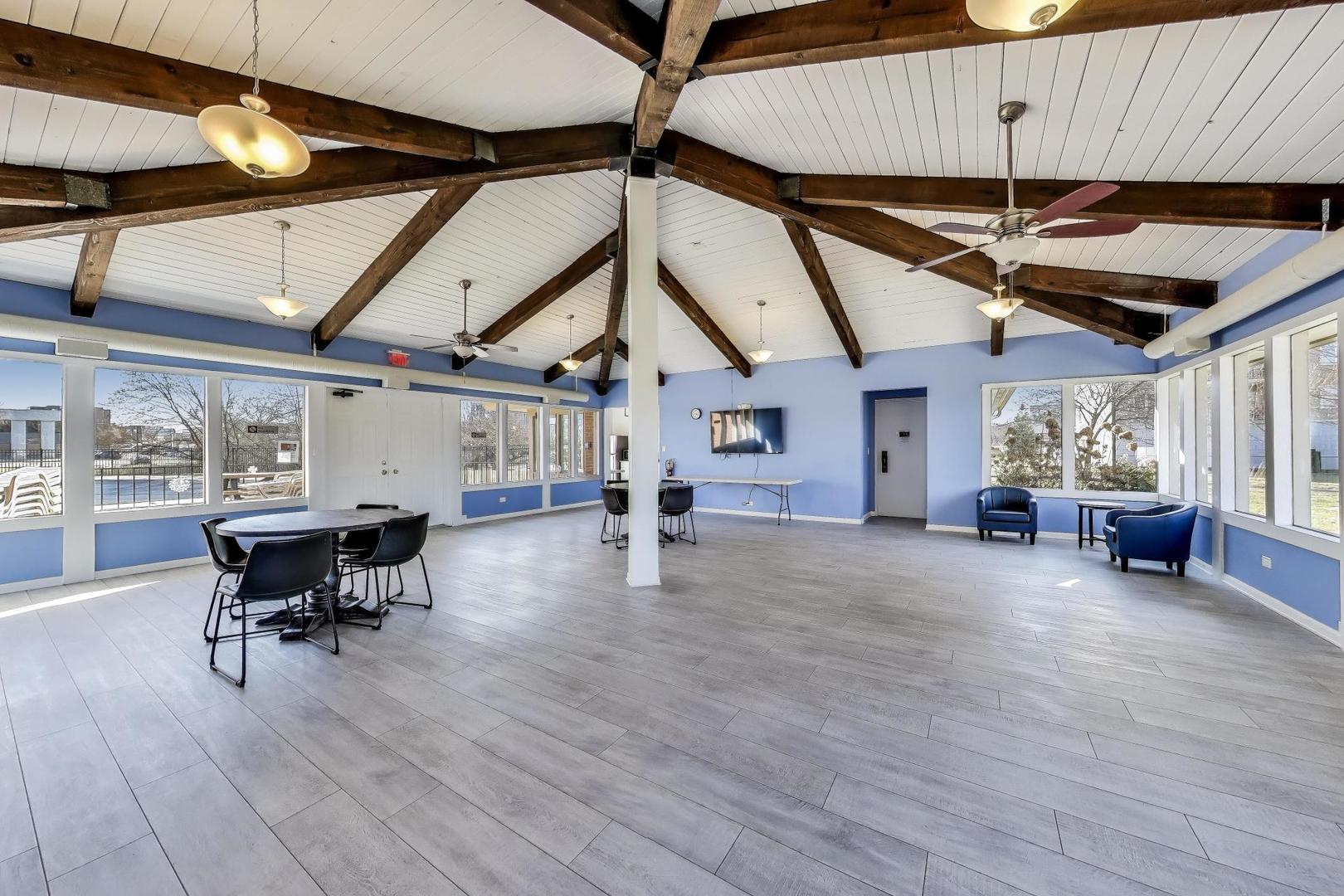 2000 Saint Regis Drive #3G, Lombard, IL 60148