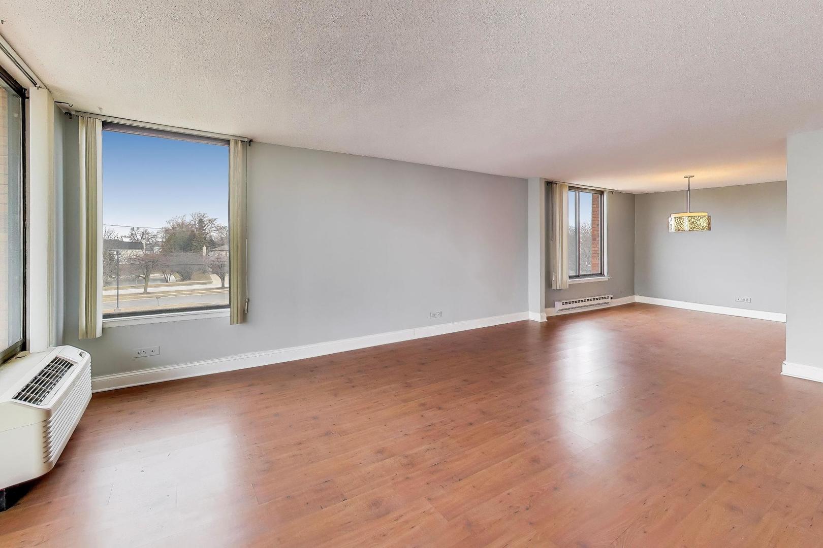 2000 Saint Regis Drive #3G, Lombard, IL 60148