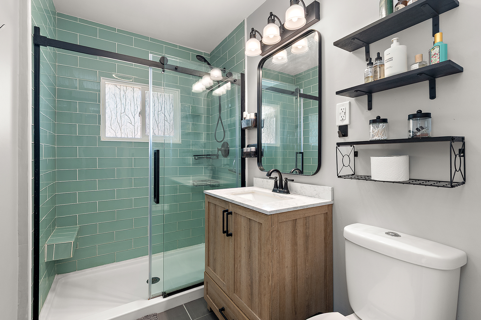 115 Center Road, Frankfort, IL 60423