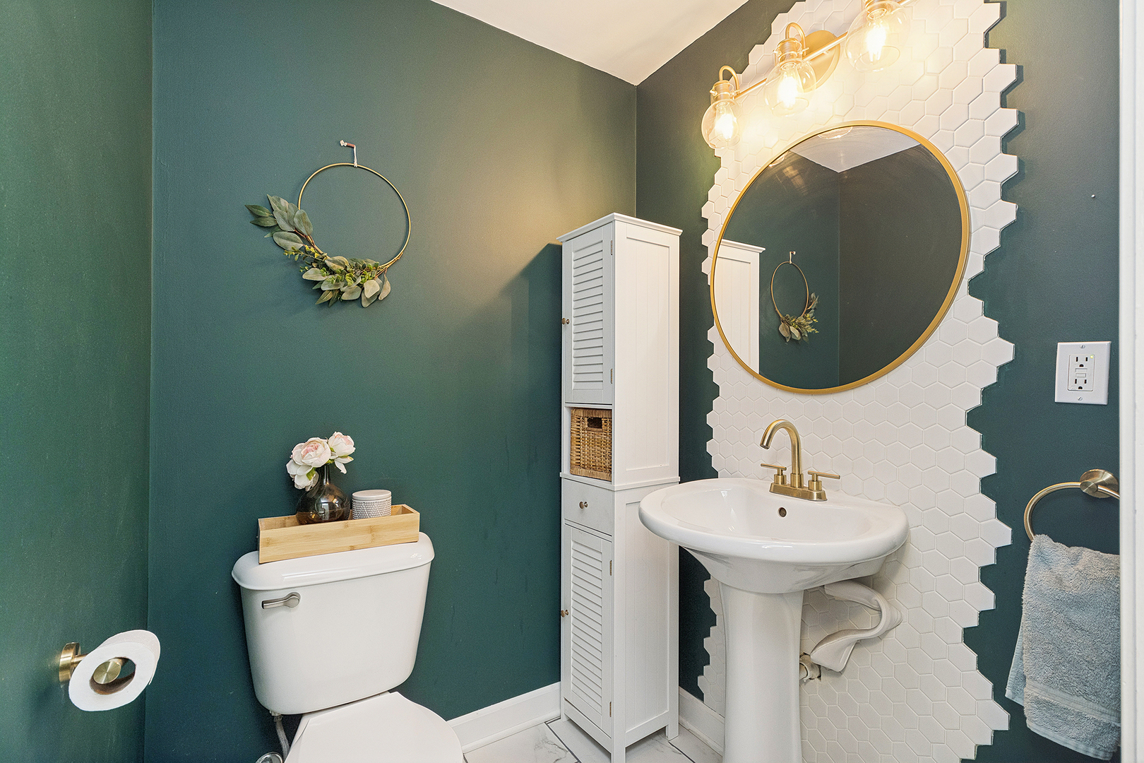 115 Center Road, Frankfort, IL 60423