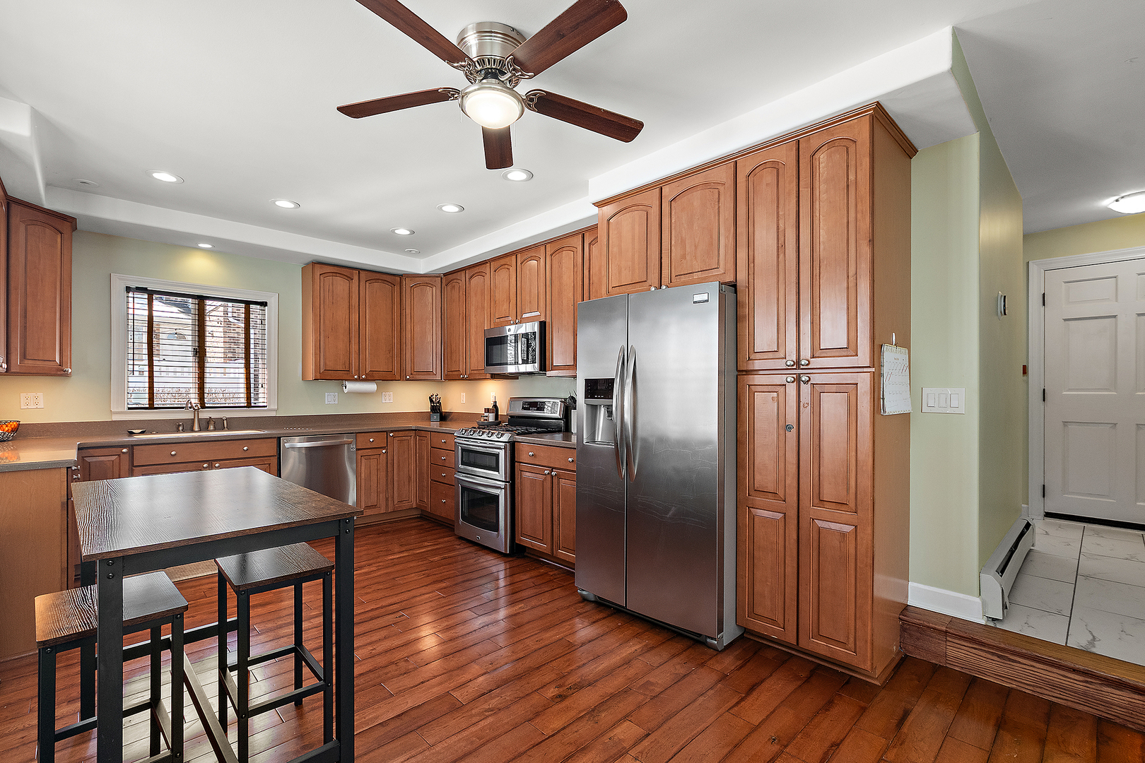 115 Center Road, Frankfort, IL 60423