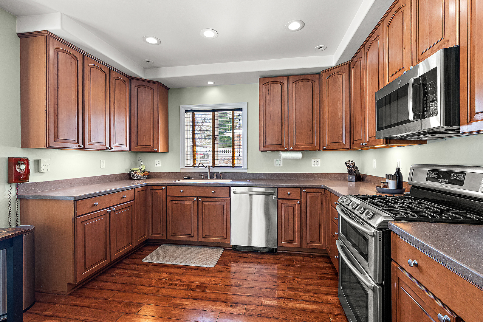 115 Center Road, Frankfort, IL 60423