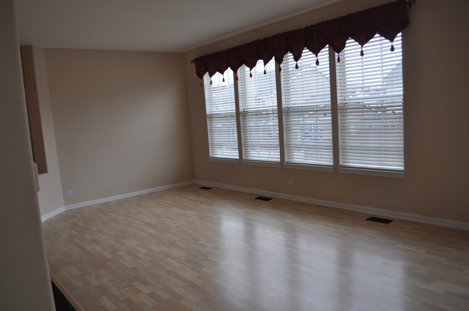 452 E Amherst Street, Palatine, IL 60067