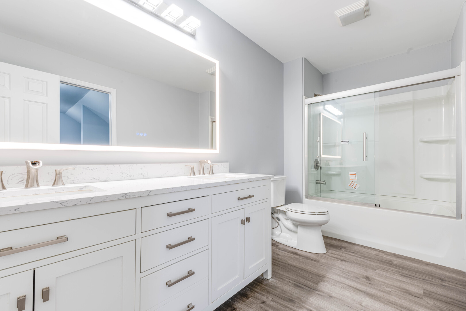 3821 Nottingham Drive, Long Grove, IL 60047