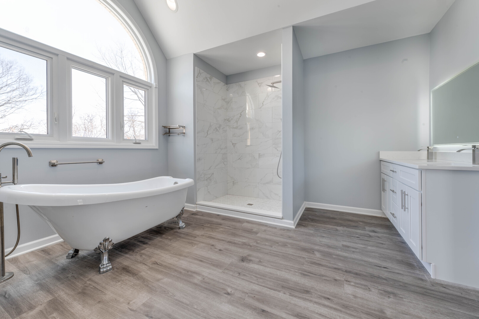 3821 Nottingham Drive, Long Grove, IL 60047