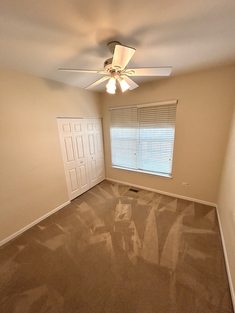 21531 Wolf Lake Way, Crest Hill, IL 60403