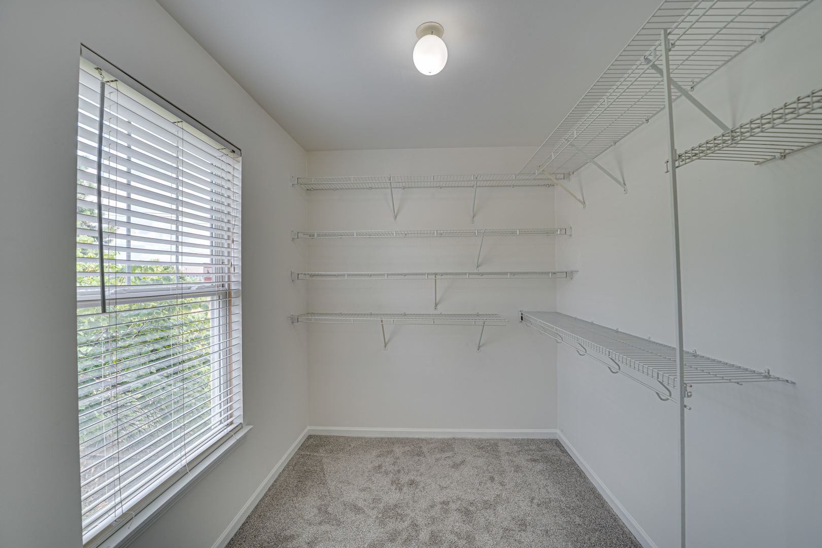 2963 SAGANASHKEE Lane #2963, Naperville, IL 60564