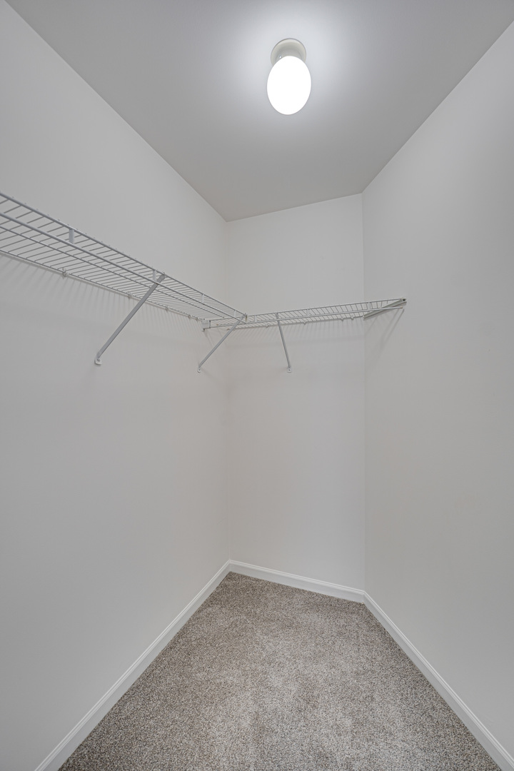 2963 SAGANASHKEE Lane #2963, Naperville, IL 60564