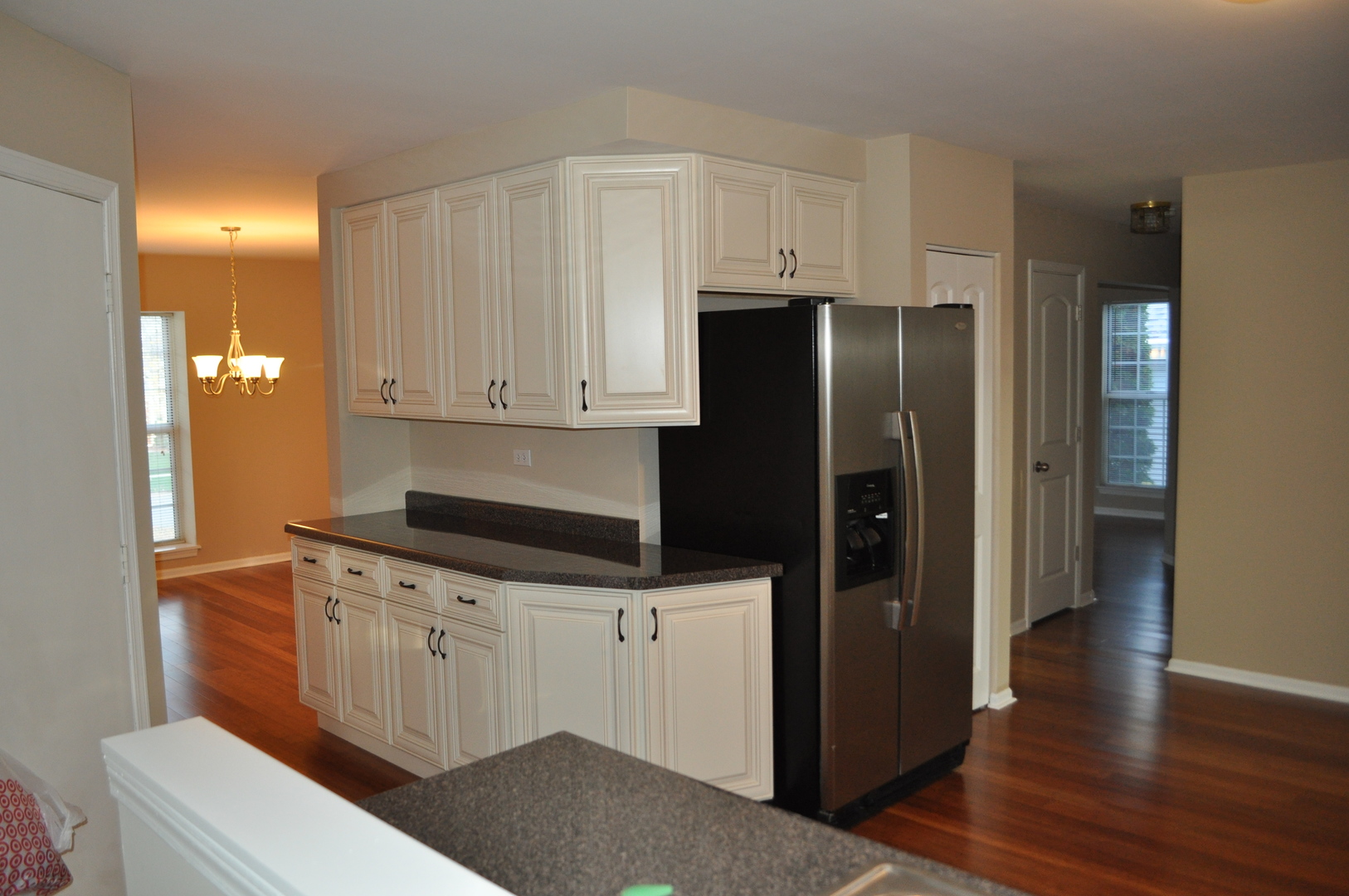 15 Whispering Drive, Streamwood, IL 60107