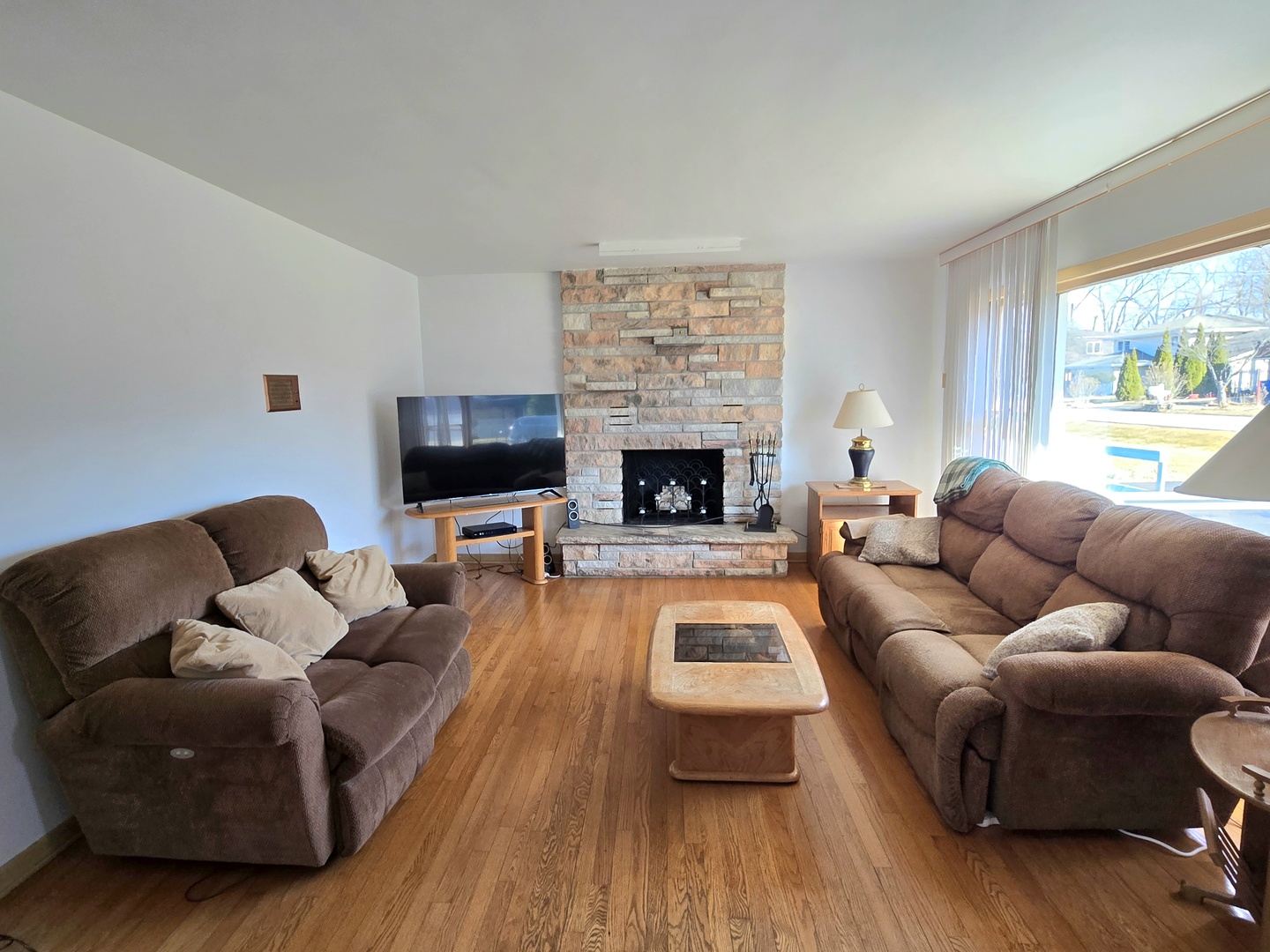 10620 S 86th Avenue, Palos Hills, IL 60465