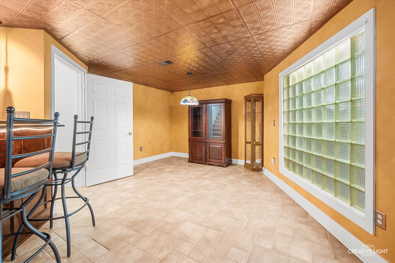 3160 Covered Bridge Lane, DeKalb, IL 60115