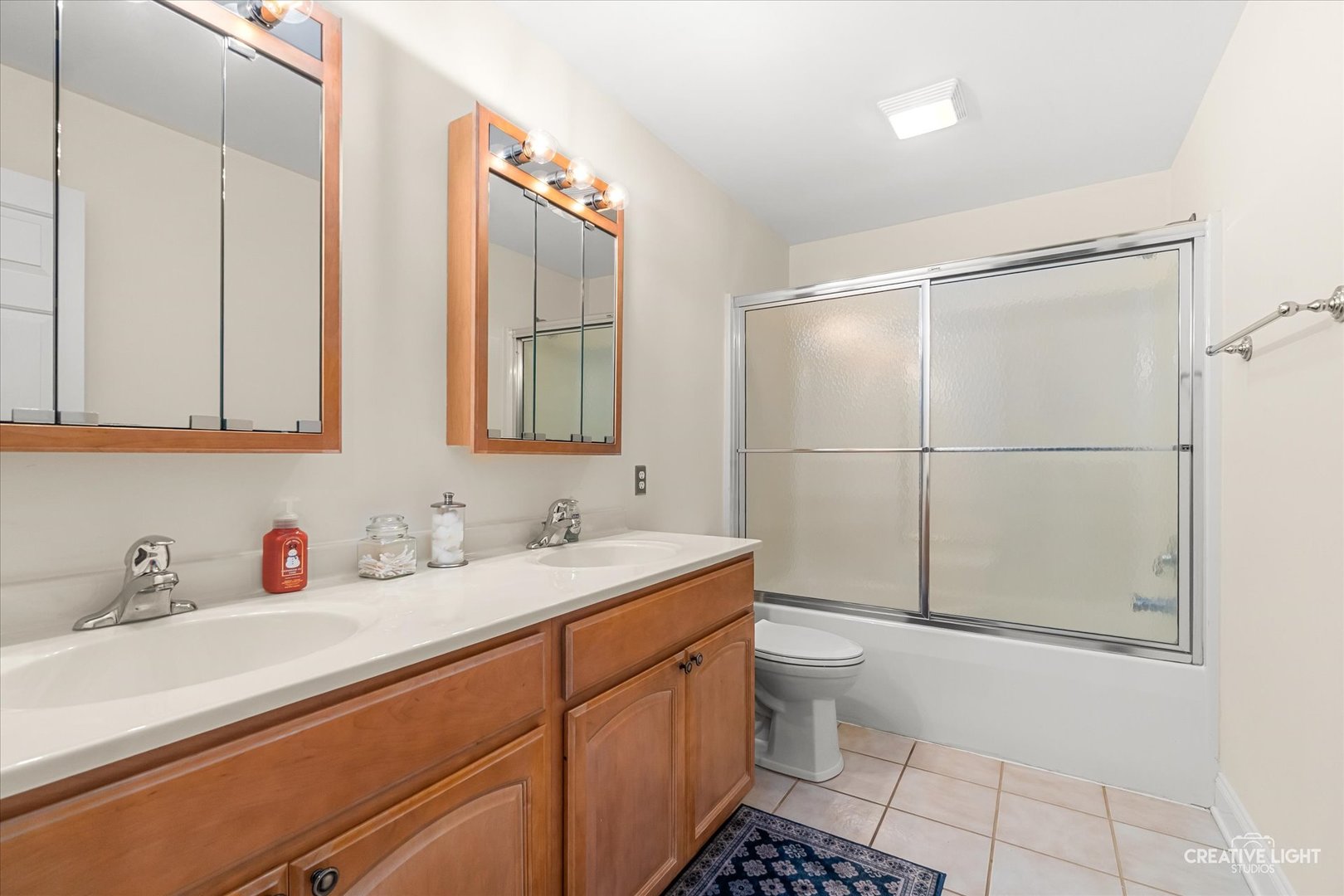 3160 Covered Bridge Lane, DeKalb, IL 60115