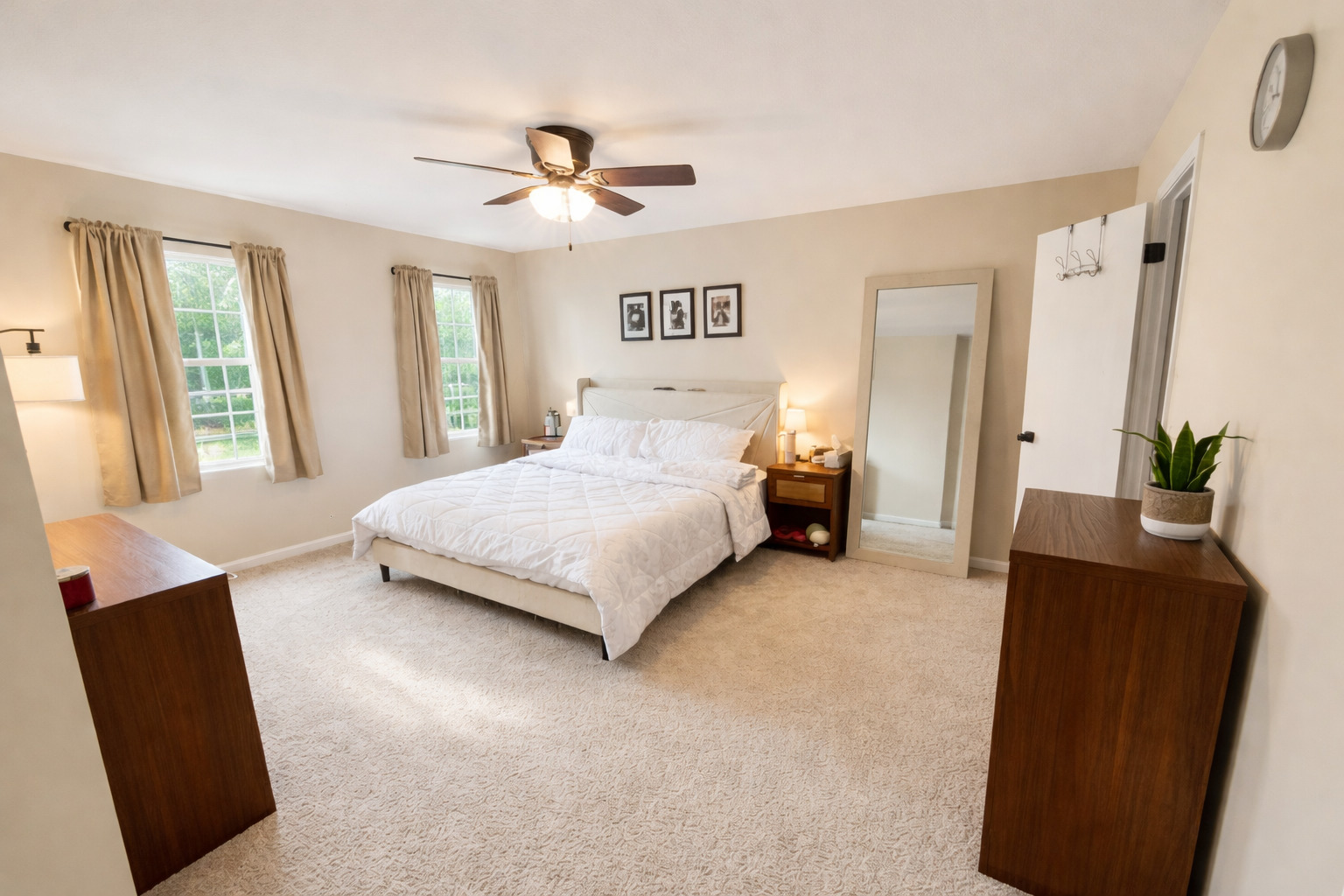 232 Whitewood Drive, Streamwood, IL 60107