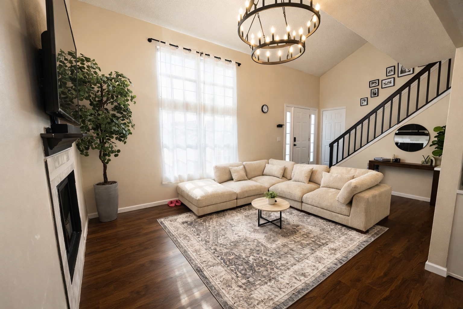 232 Whitewood Drive, Streamwood, IL 60107