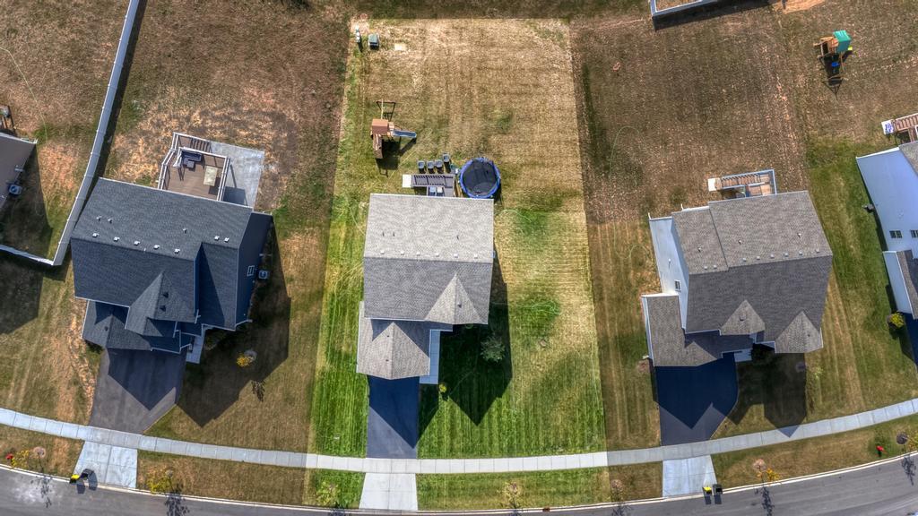 1189 Marlisle Drive, Hampshire, IL 60140