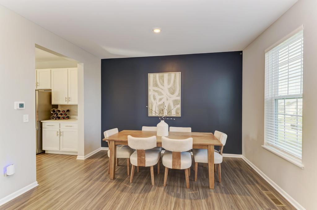 1189 Marlisle Drive, Hampshire, IL 60140