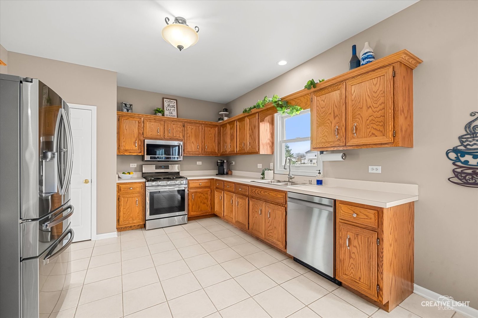 1811 Brockway Pond Court, Joliet, IL 60431